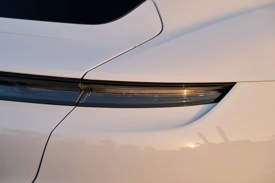 2022 Porsche Taycan - Image 14 of 21
