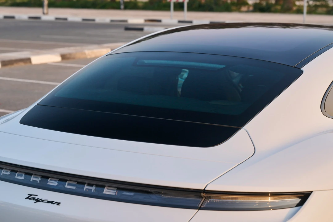 2022 Porsche Taycan - Image 17 of 21
