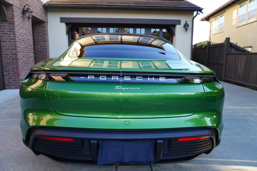 2022 Porsche Taycan - Image 8 of 24