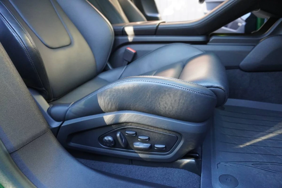 2022 Porsche Taycan - Image 17 of 24