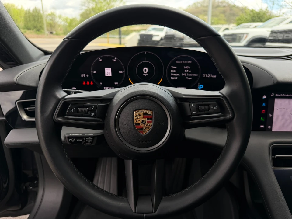 2022 Porsche Taycan - Image 26 of 31