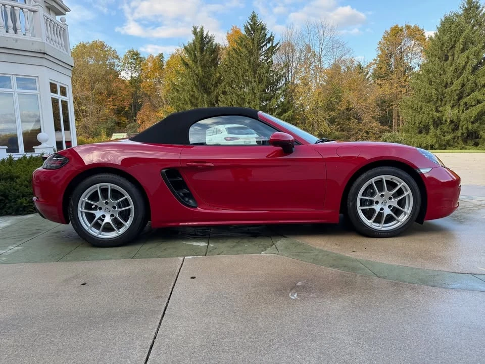 2022 Porsche 718 Boxster - Image 7 of 20