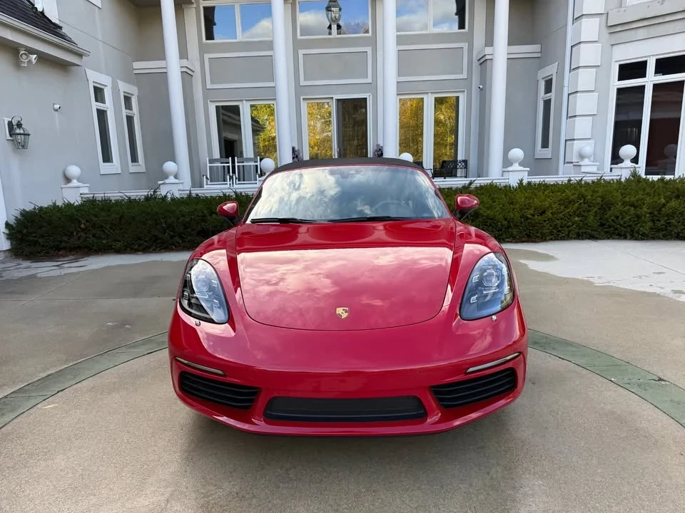 2022 Porsche 718 Boxster - Image 9 of 20
