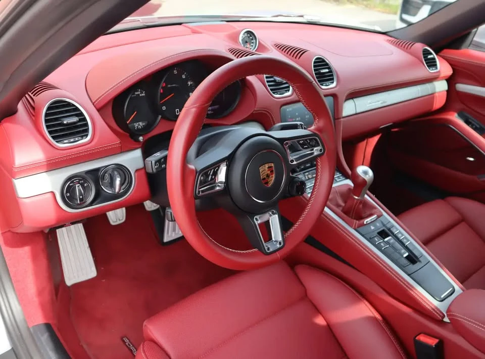 2022 Porsche 718 Boxster - Image 12 of 20