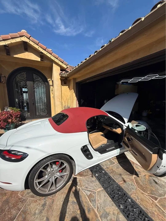2022 Porsche 718 Boxster - Image 2 of 6