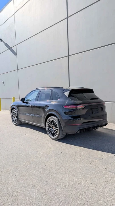 2022 Porsche 9Y0/9Y3 Cayenne - Image 3 of 9