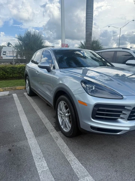 2022 Porsche 9Y0/9Y3 Cayenne - Image 2 of 13
