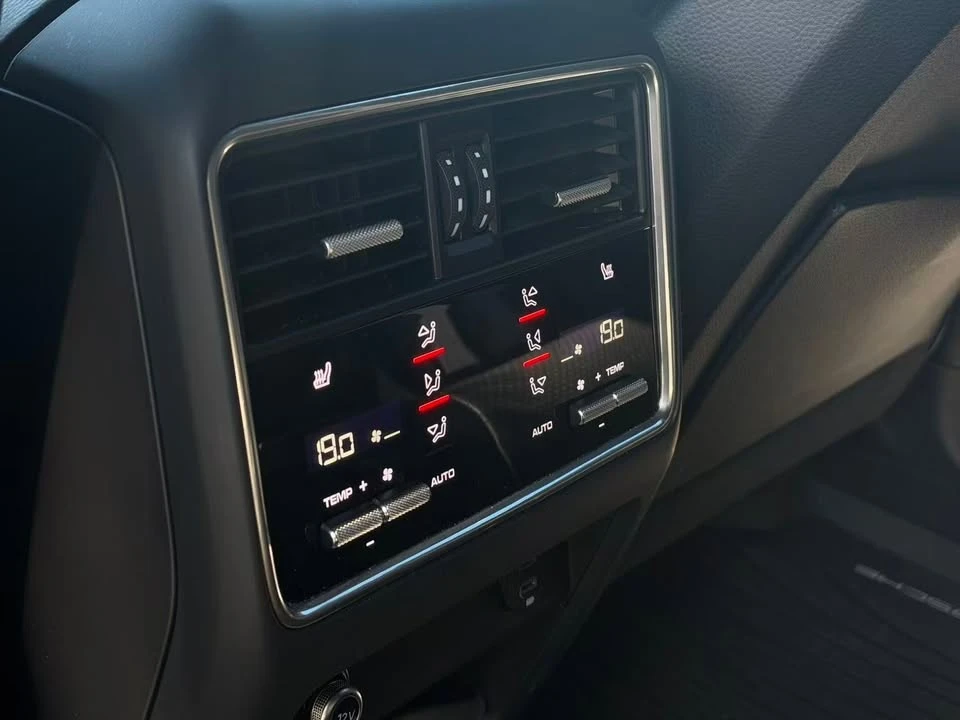 2022 Porsche 9Y0/9Y3 Cayenne - Image 14 of 18