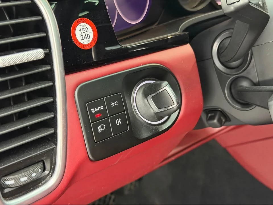 2022 Porsche 9Y0/9Y3 Cayenne - Image 11 of 20