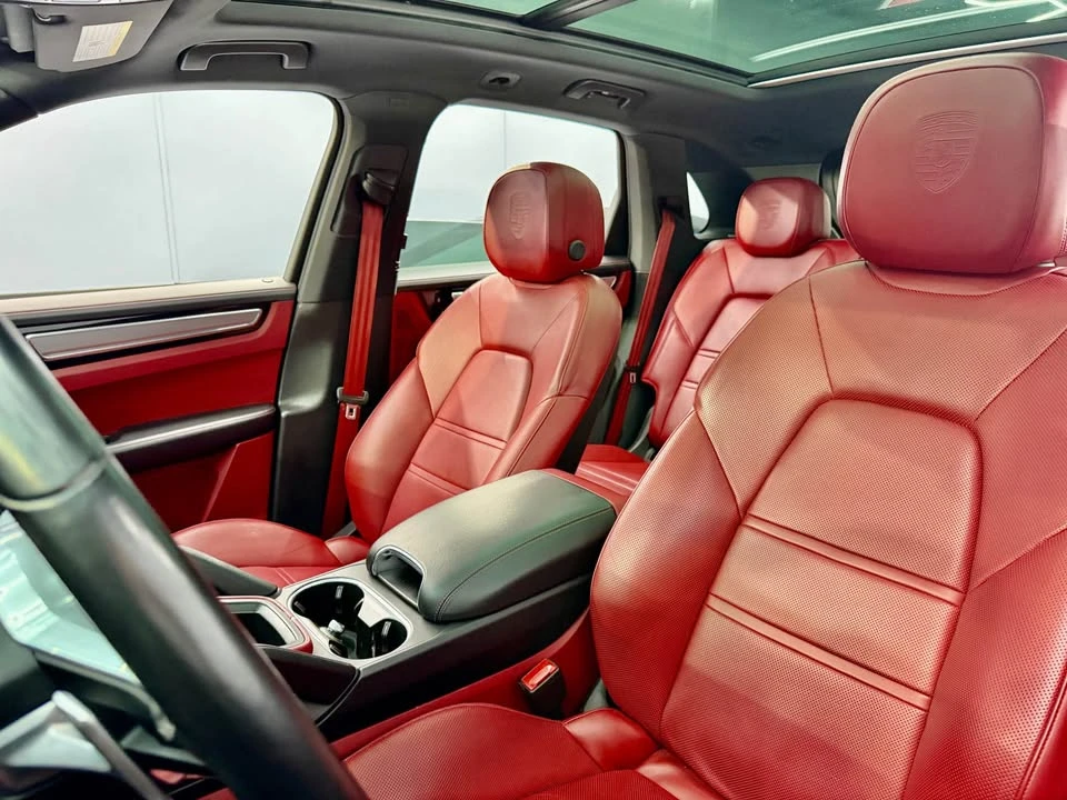 2022 Porsche 9Y0/9Y3 Cayenne - Image 2 of 20
