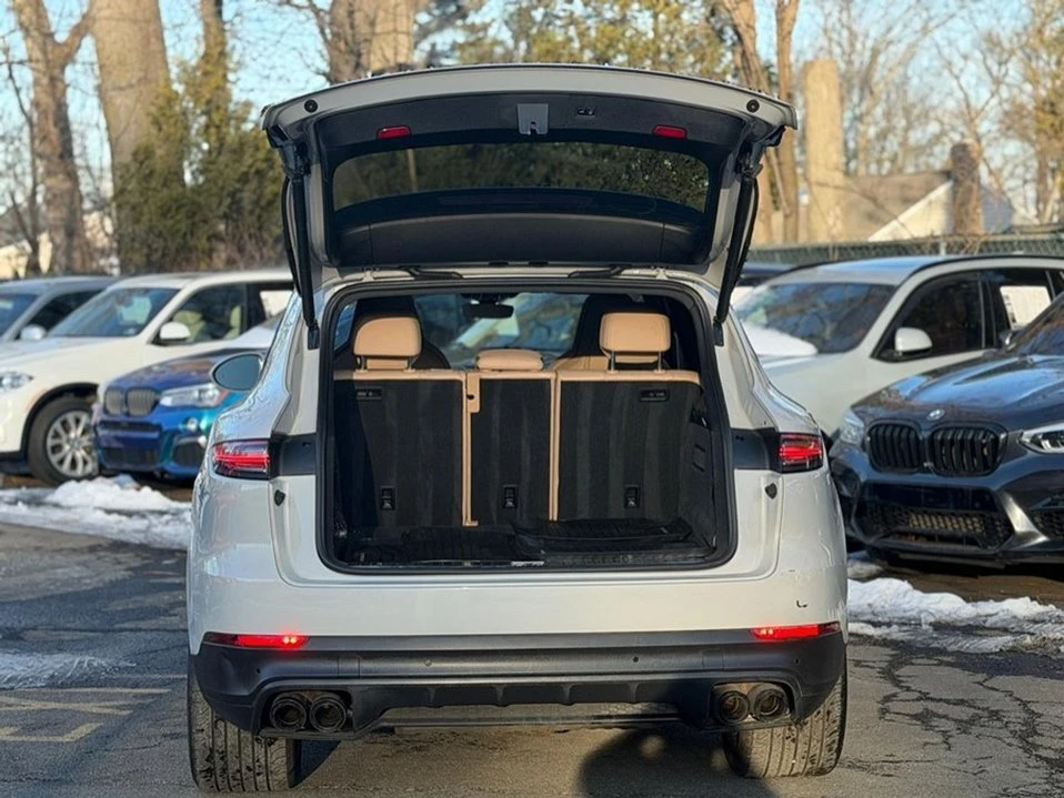 2022 Porsche 9Y0/9Y3 Cayenne - Image 4 of 20