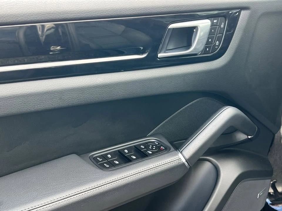 2022 Porsche 9Y0/9Y3 Cayenne - Image 14 of 19