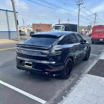 2022 Porsche Cayenne Coupe GTS