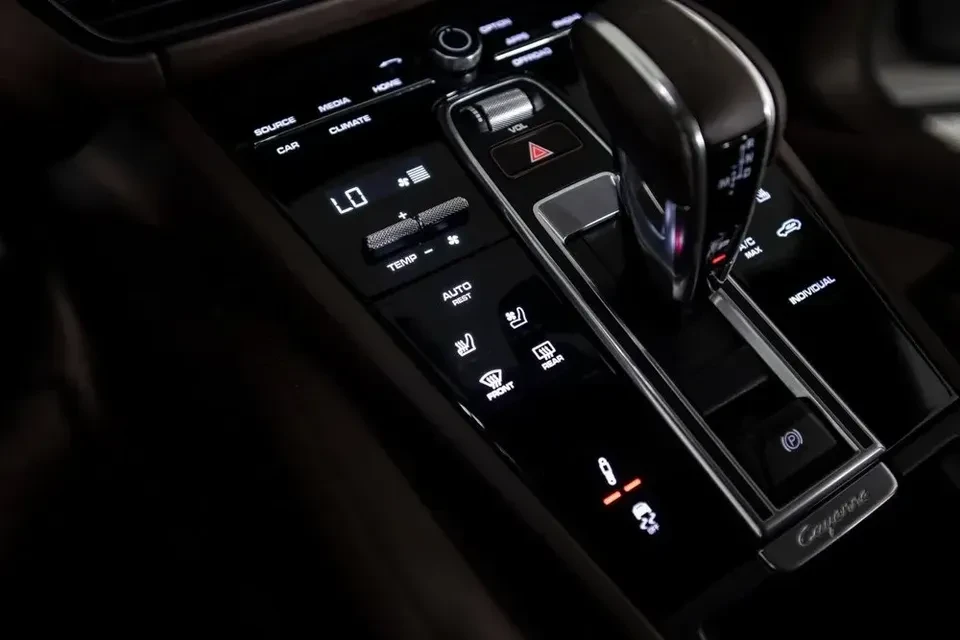 2022 Porsche 9Y0/9Y3 Cayenne - Image 8 of 9