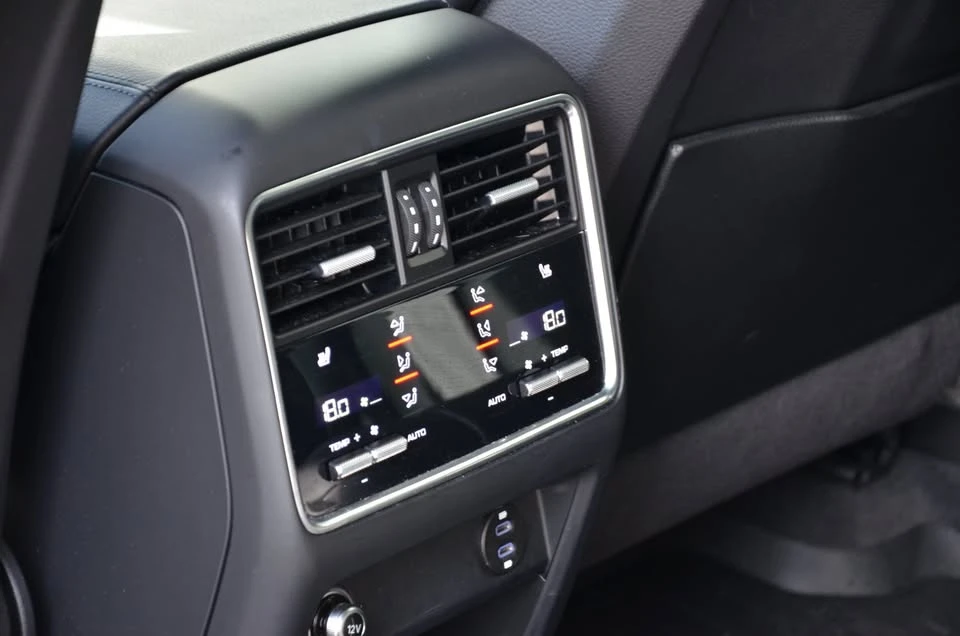 2022 Porsche 9Y0/9Y3 Cayenne - Image 12 of 19