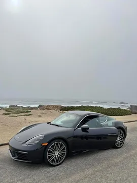 2022 Porsche 718 Cayman