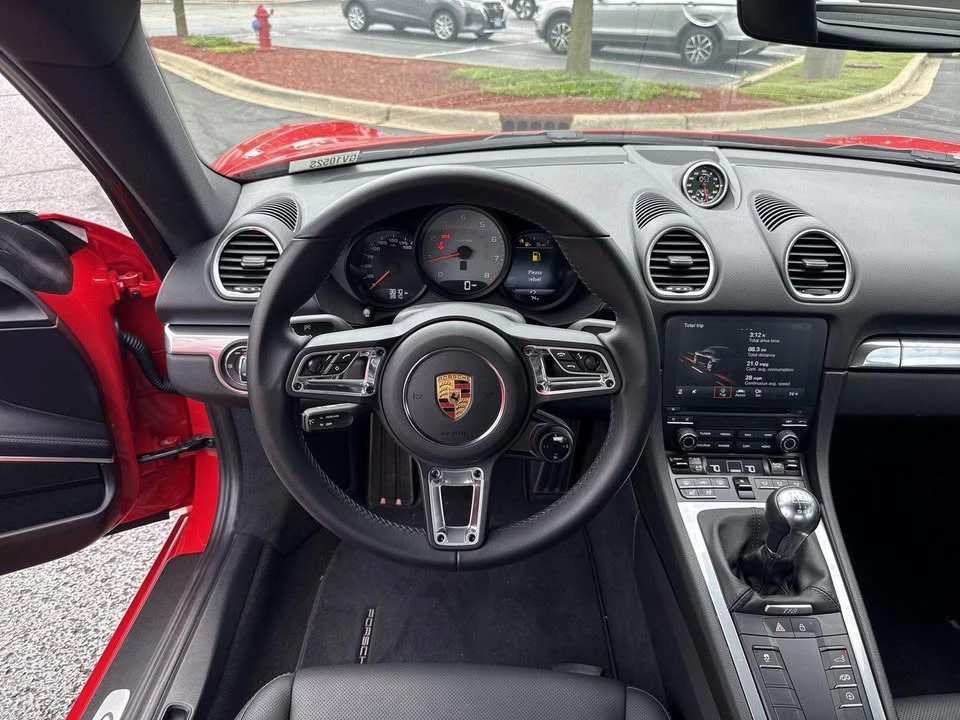 2022 Porsche 718 Cayman S - Image 7 of 7