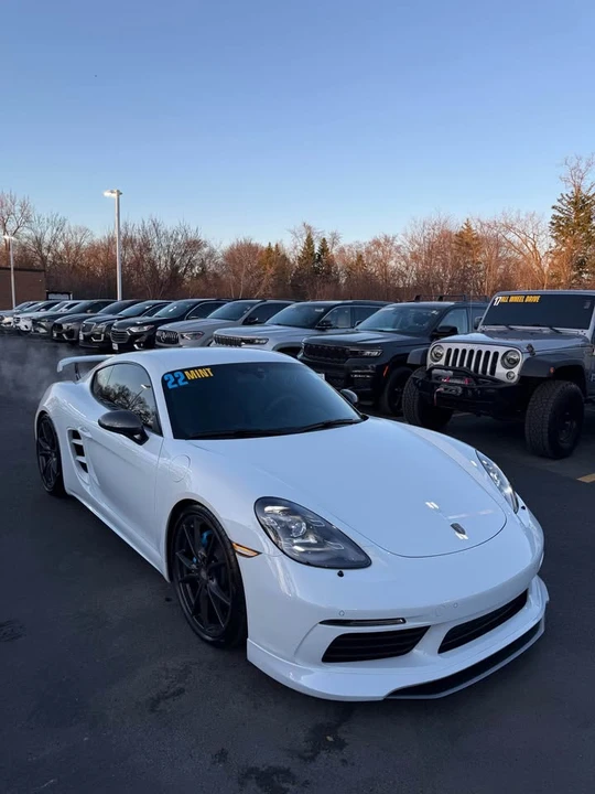 2022 Porsche 718 Cayman T - Image 6 of 8