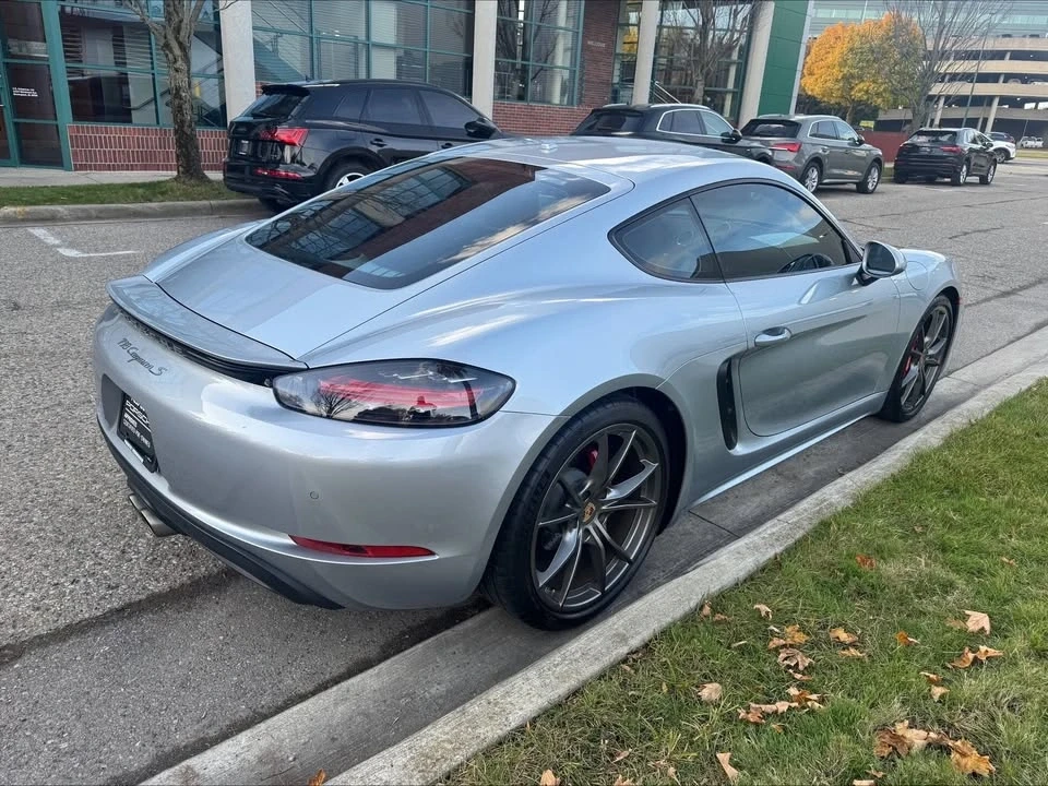 2022 Porsche 718 Cayman S - Image 2 of 9