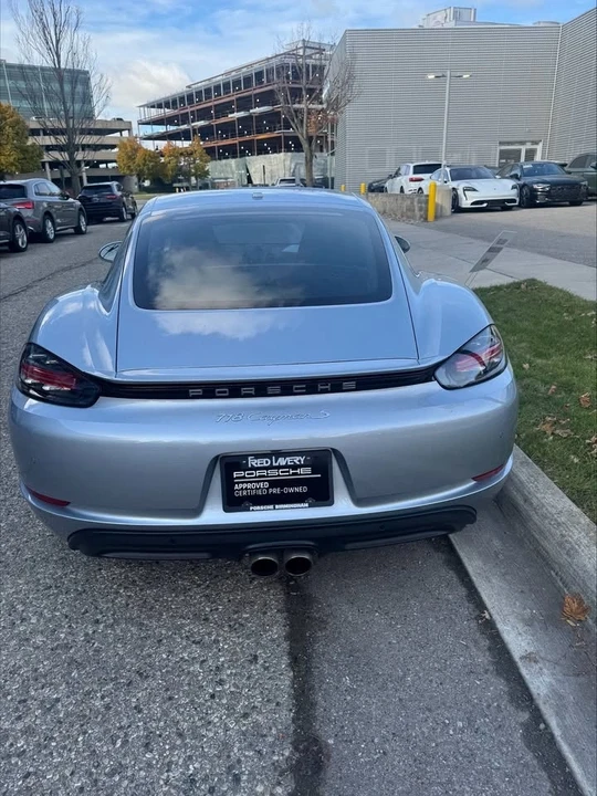 2022 Porsche 718 Cayman S - Image 4 of 9