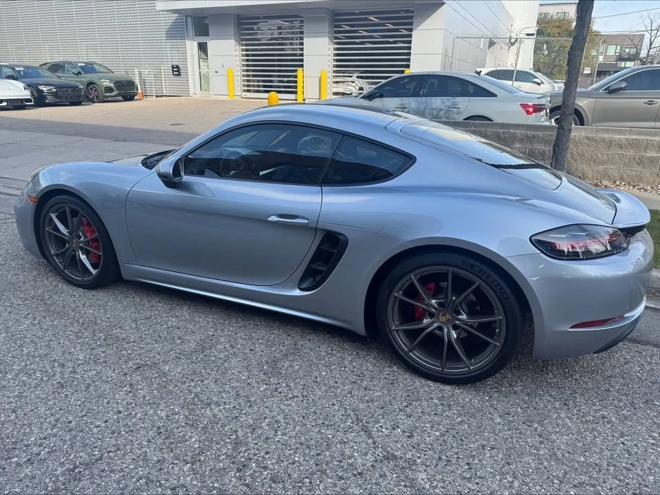 2022 Porsche 718 Cayman S - Image 3 of 9