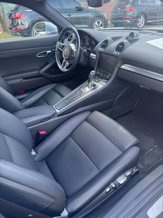 2022 Porsche 718 Cayman S - Image 6 of 9