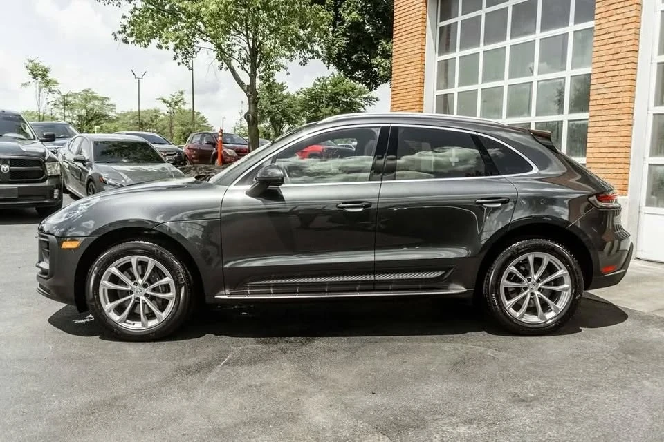 2022 Porsche Macan - Image 20 of 20