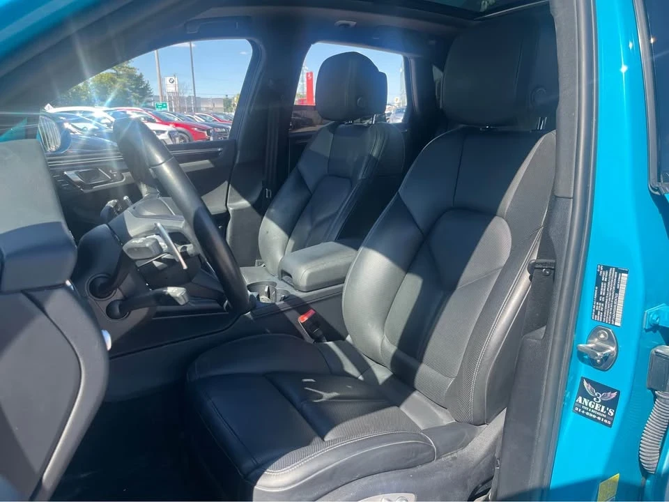 2022 Porsche Macan - Image 6 of 13