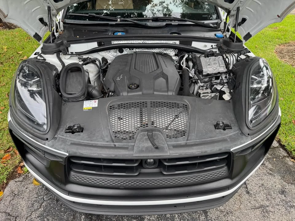 2022 Porsche Macan - Image 13 of 13