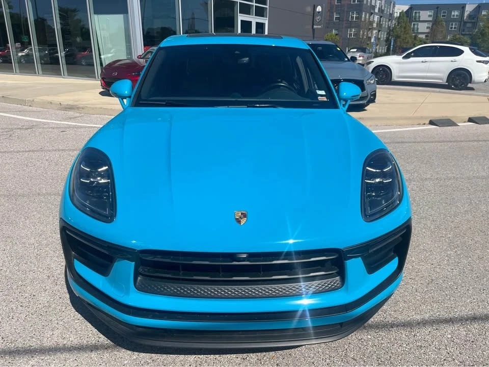 2022 Porsche Macan - Image 2 of 13
