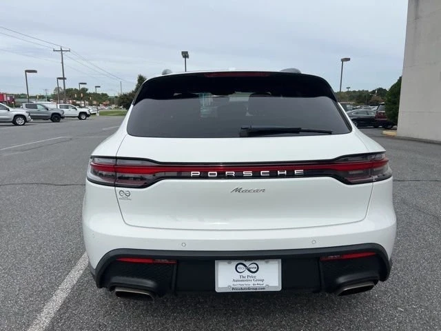 2022 Porsche Macan - Image 4 of 8