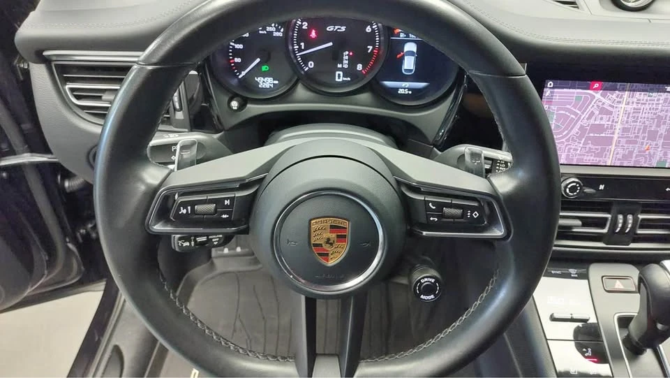 2022 Porsche Macan - Image 13 of 13
