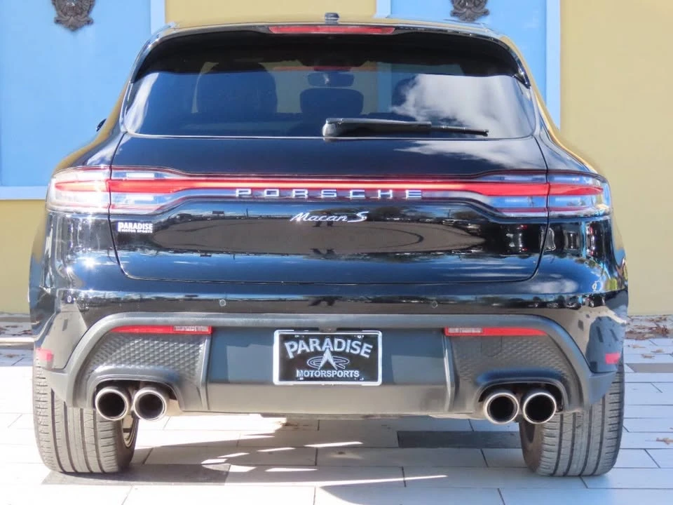 2022 Porsche Macan - Image 2 of 16