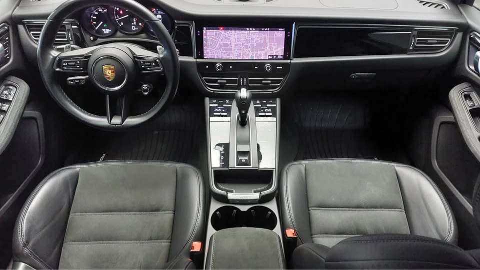 2022 Porsche Macan - Image 7 of 13