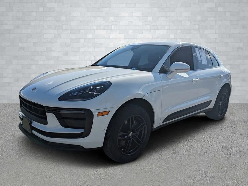 2022 Porsche Macan - Image 5 of 12