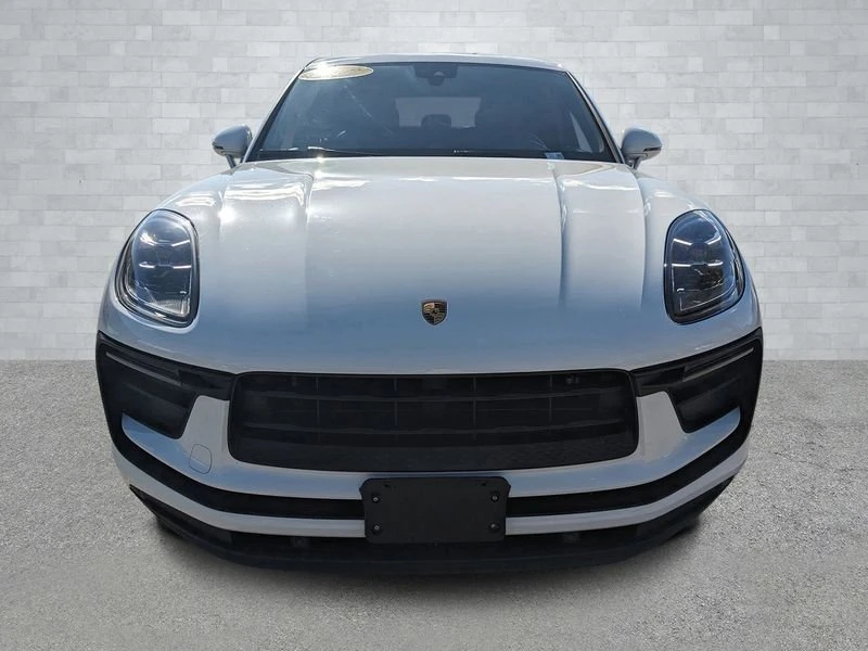 2022 Porsche Macan - Image 2 of 12