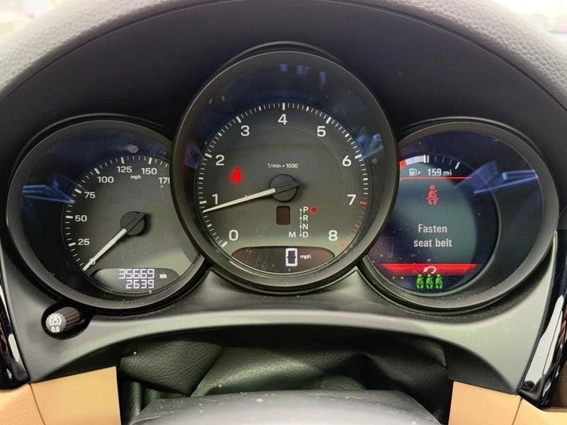 2022 Porsche Macan - Image 15 of 15