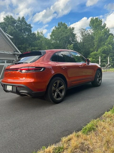 2022 Porsche Macan - Image 3 of 7