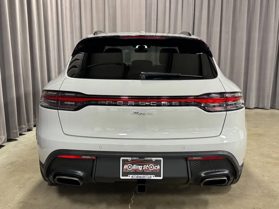 2022 Porsche Macan - Image 6 of 20