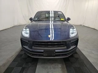 2022 Porsche Macan - Image 8 of 11