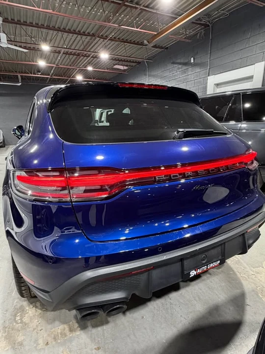 2022 Porsche Macan - Image 4 of 6
