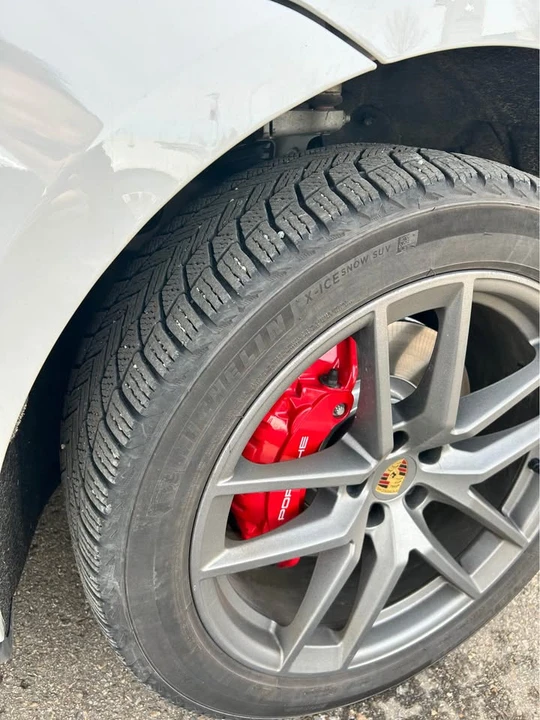 2022 Porsche Macan S - Image 10 of 13