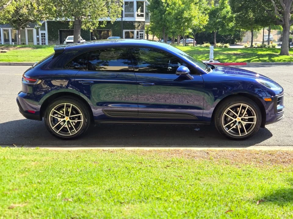 2022 Porsche Macan - Image 4 of 20
