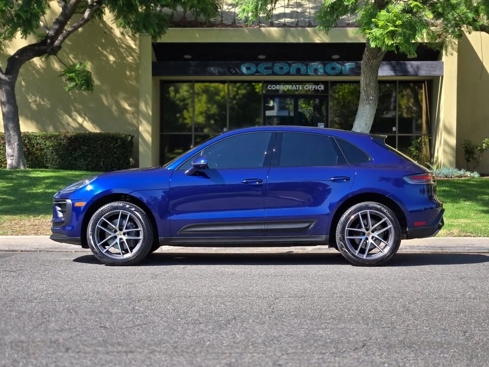 2022 Porsche Macan - Image 8 of 20