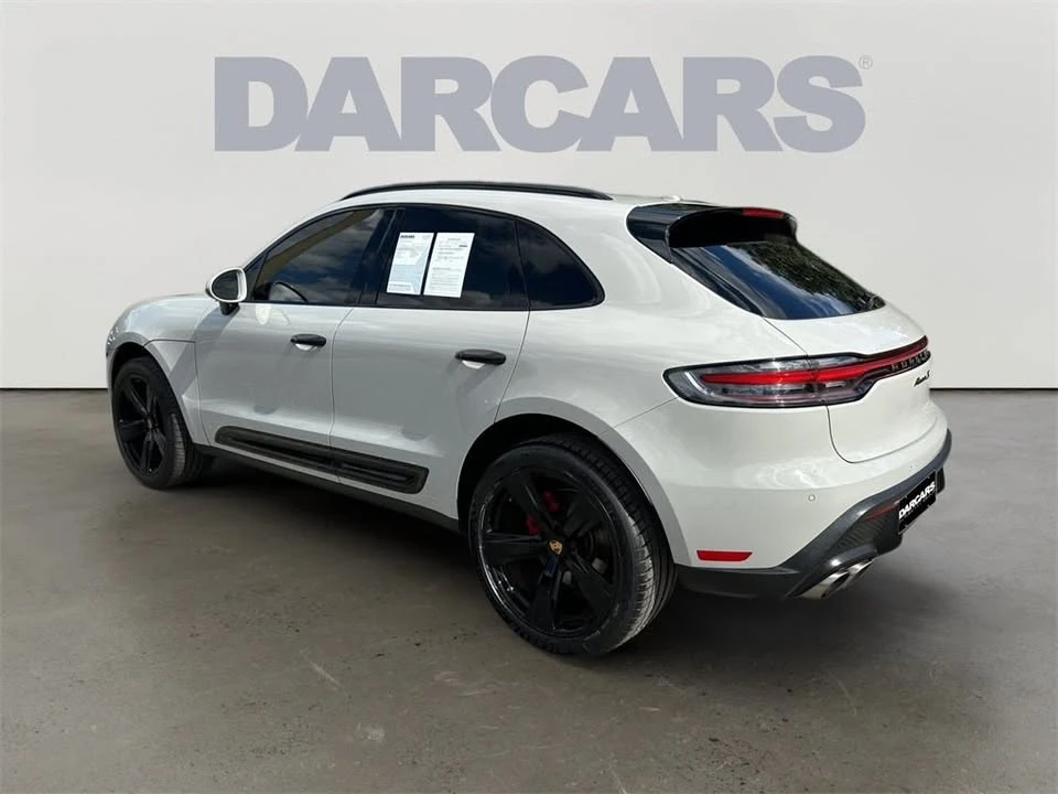 2022 Porsche Macan - Image 4 of 19