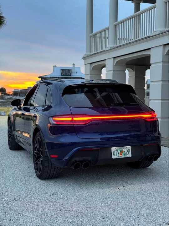 2022 Porsche Macan GTS - Image 10 of 15