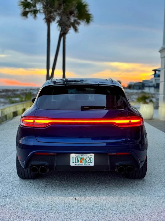 2022 Porsche Macan GTS - Image 9 of 15