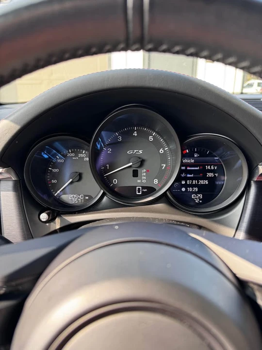 2022 Porsche Macan GTS - Image 15 of 15
