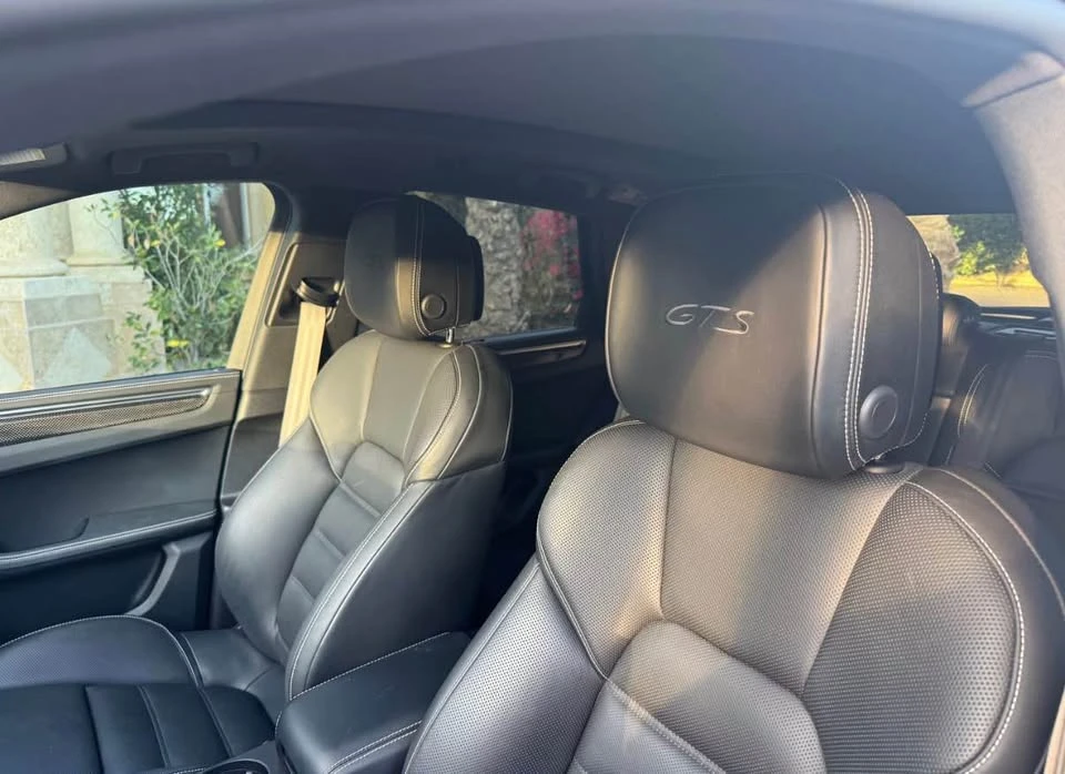 2022 Porsche Macan GTS - Image 16 of 19