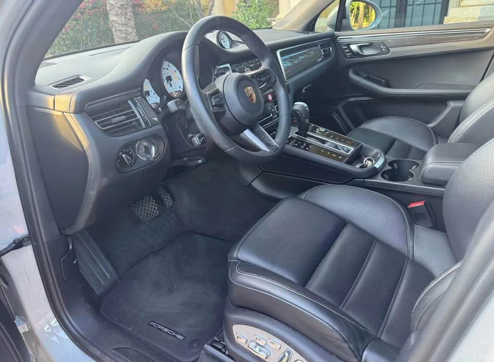 2022 Porsche Macan GTS - Image 15 of 19